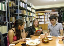 Читали і обговорювали вірші